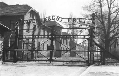 The main gate of Auschwitz I camp. The picture was taken after the war. (https://www.auschwitz.org/en/gallery/historical-pictures-and-documents/auschwitz-i,3.html) The main gate of Auschwitz I camp. The picture was taken after the war. (https://www.auschwitz.org/en/gallery/historical-pictures-and-documents/auschwitz-i,3.html)