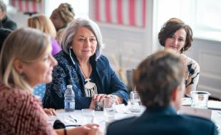 Governor General Mary Simon hosts a roundtable discussion at Rideau Hall in honour of International Women’s Day. (Sgt Mathieu St-Amour, Rideau Hall)